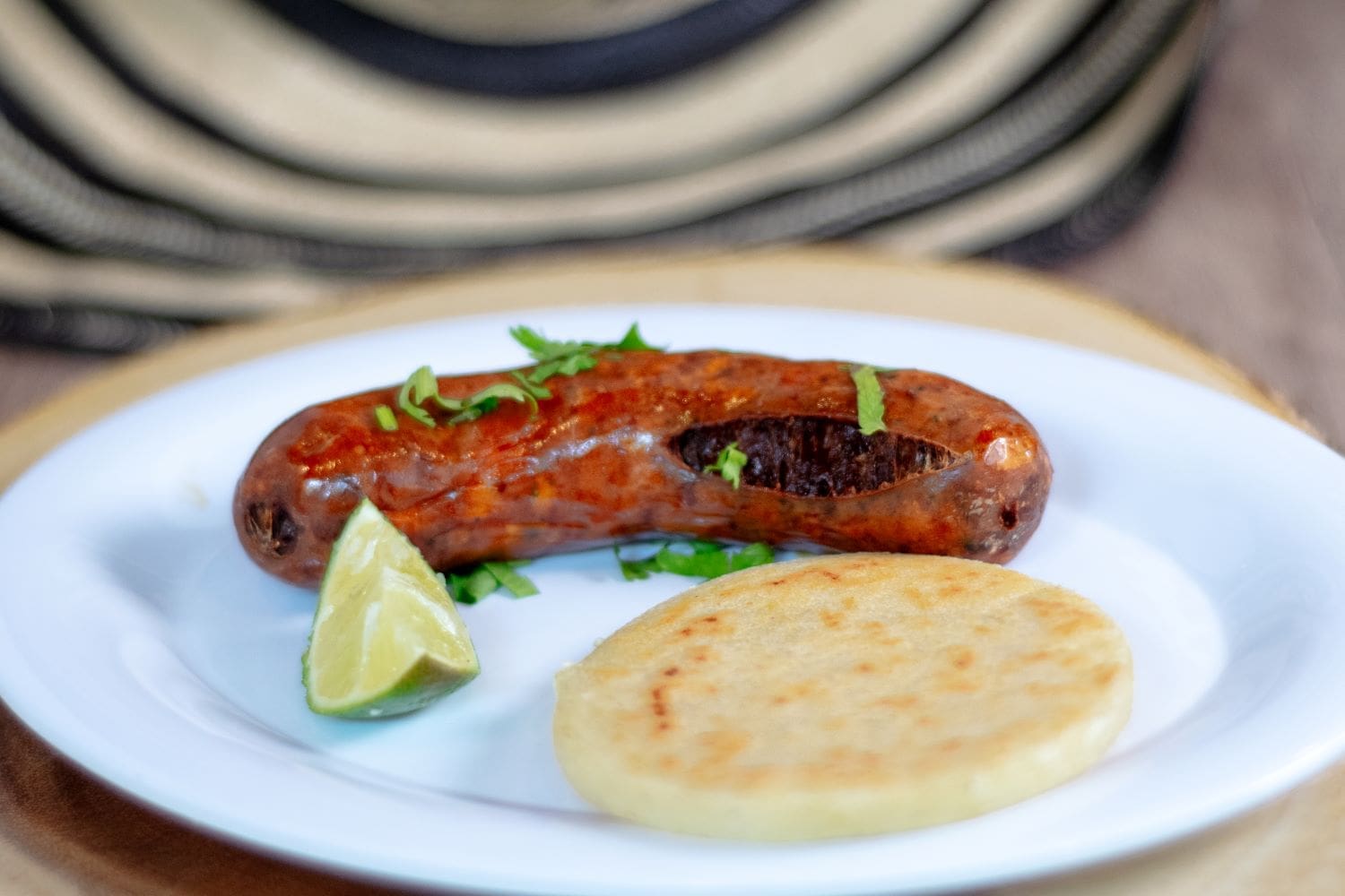 Chorizo con Arepa